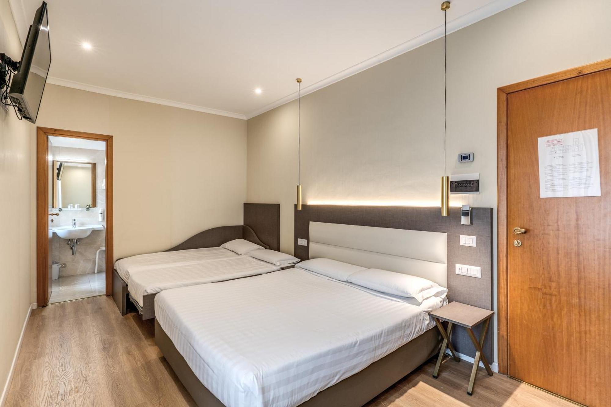 Hotel Flower Garden Rome